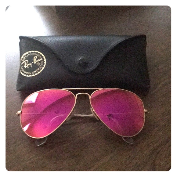 Ray Ban Aviators in hot pink - Picture 1 of 3